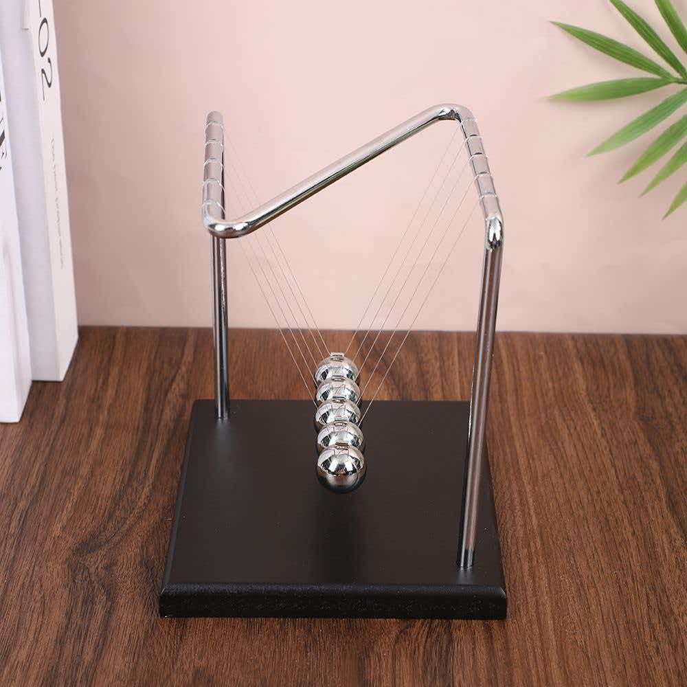 N Shaped Newton's Cradle Balan - Office Hi Tech recension och pris